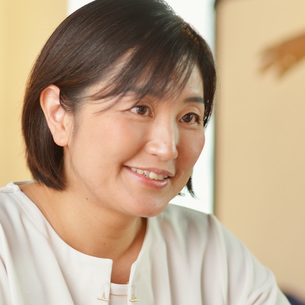 大宮西口店　屋宜 朝美
