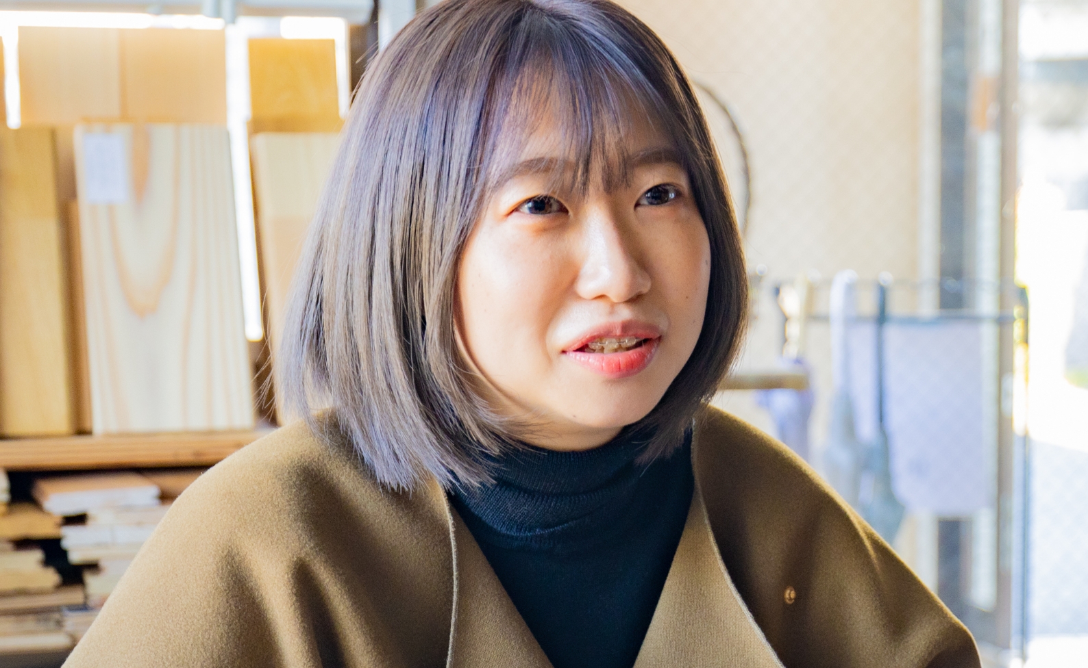 TSUKAKOSHI HANAE