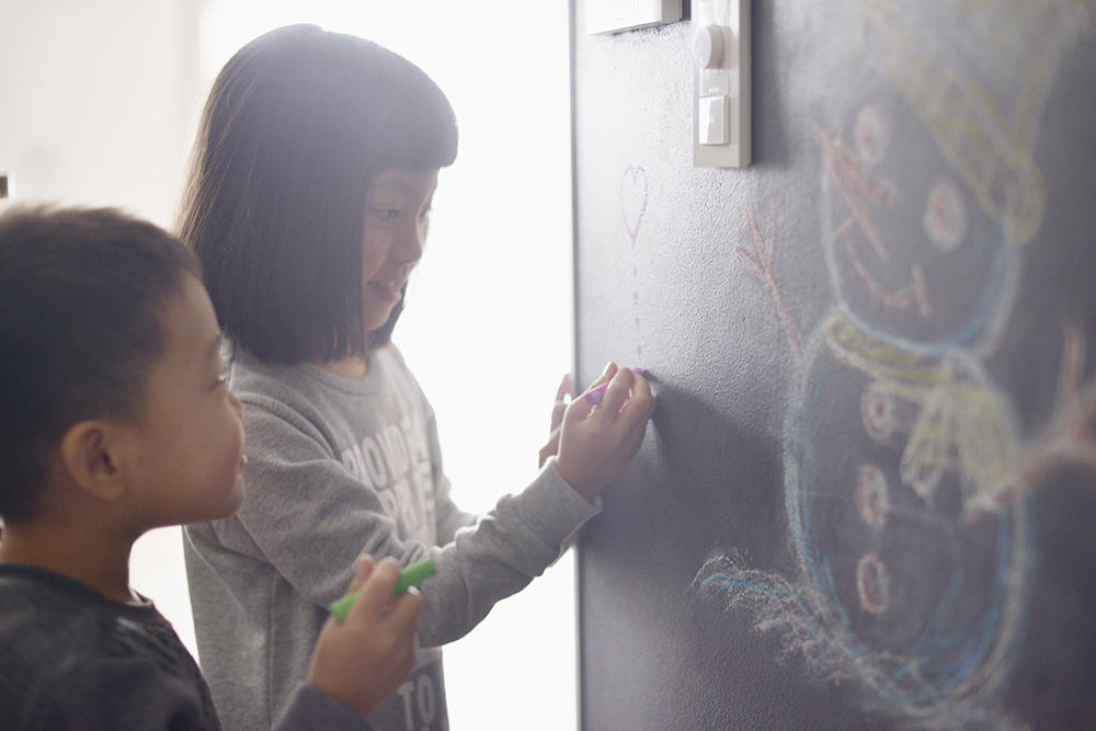 お気に入りは 「タイル、黒板にお絵かき出来るところ」