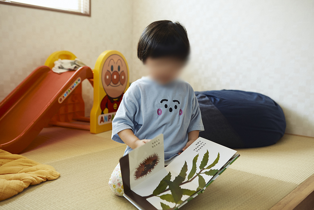 小上がり付きのリビングで子育て快適！家事ラク動線の戸建てリノベーション｜埼玉県さいたま市