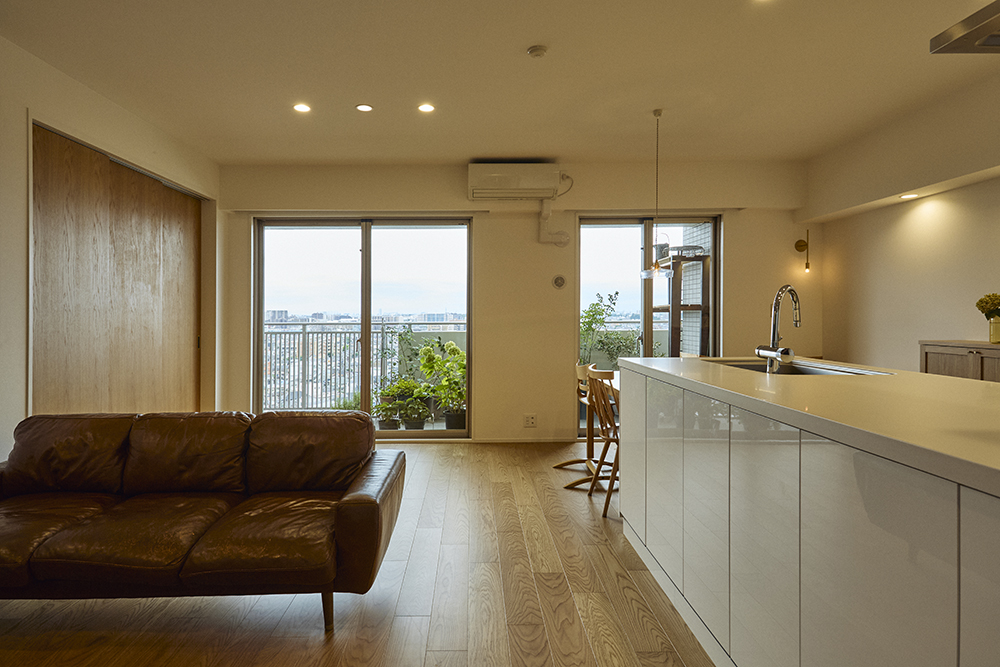 Oak,white and brass.