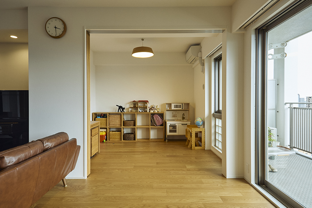 Oak,white and brass.
