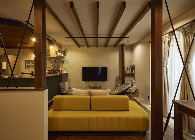 受け継いだ家を、自分らしい豊な暮らしに。木の質感が映えるリノベーション|埼玉県越谷市