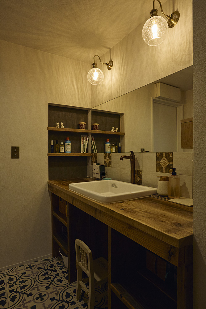 家族がのびのび暮らせる、やさしいカントリーヴィンテージの家|埼玉県さいたま市