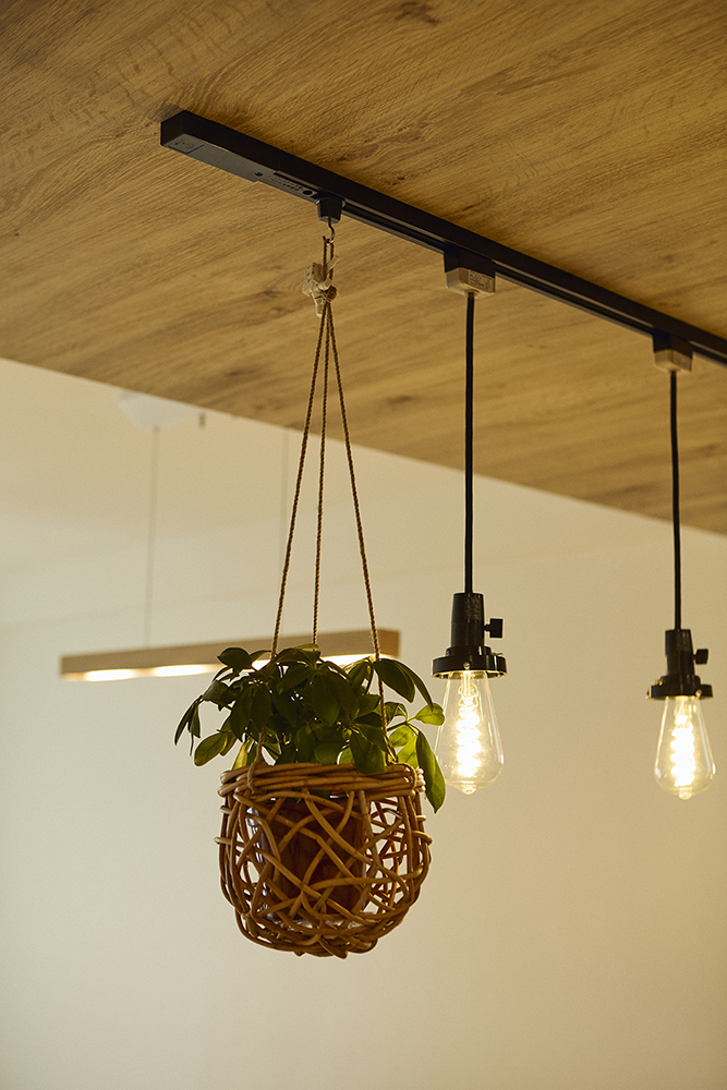 和室を取り払い開放的なLDKへ　ヌックやインナーテラスでくつろぐ、家族の笑顔があふれるリノベ｜埼玉県越谷市