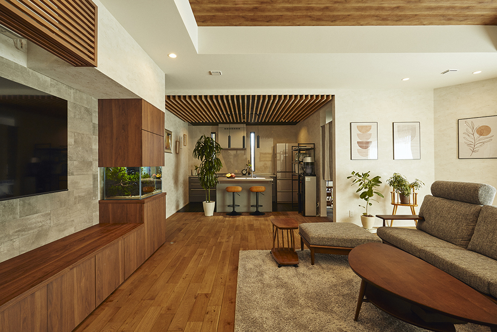 家族とペットが心地よく過ごす、“快適性×デザイン性”を追求した癒しの家｜埼玉県さいたま市