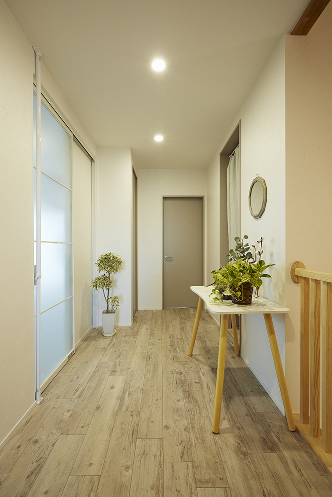 家族とペットが心地よく過ごす、“快適性×デザイン性”を追求した癒しの家｜埼玉県さいたま市