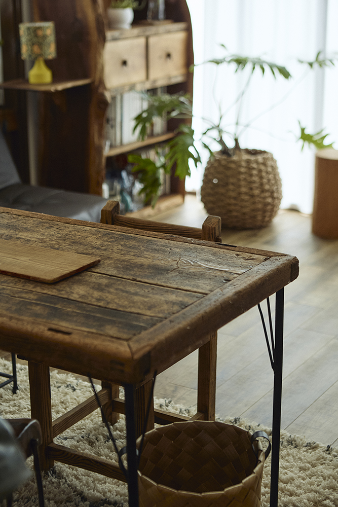 観葉植物と古材が馴染む自分らしく暮らせるリノベーション｜埼玉県北本市