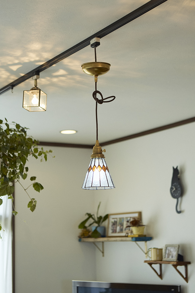 観葉植物と古材が馴染む自分らしく暮らせるリノベーション｜埼玉県北本市