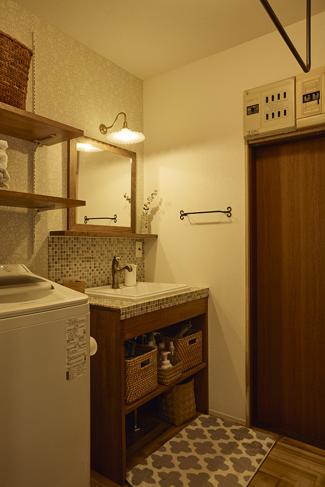 観葉植物と古材が馴染む自分らしく暮らせるリノベーション｜埼玉県北本市