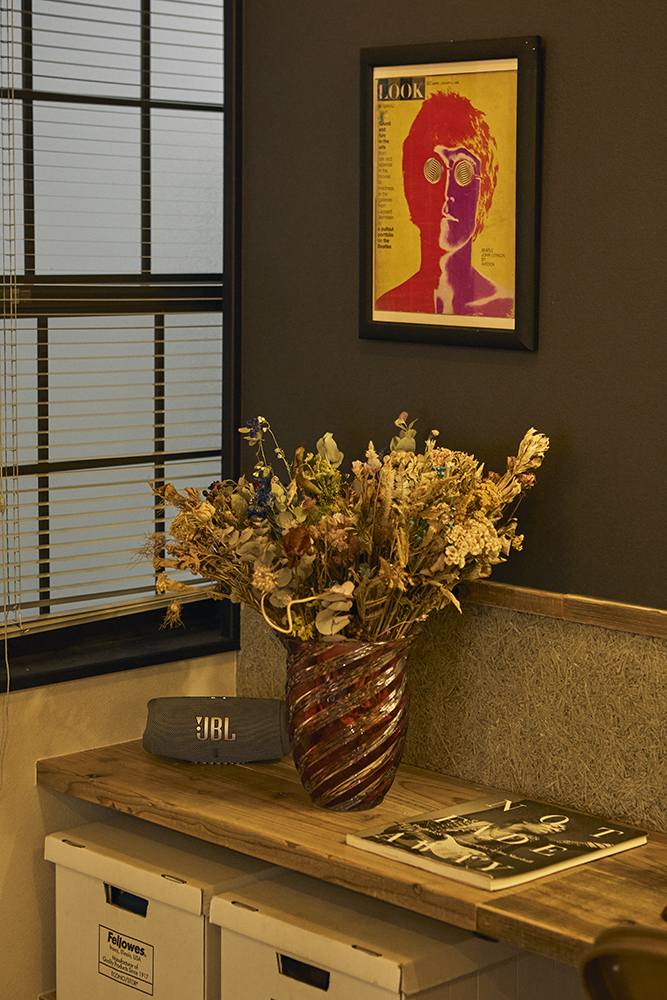 土間ガレージとアンティークに囲まれて。趣味を楽しむ大人のリノベーション｜埼玉県　