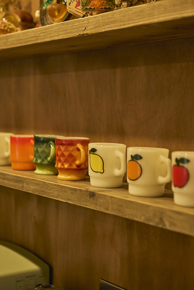 土間ガレージとアンティークに囲まれて。趣味を楽しむ大人のリノベーション｜埼玉県　