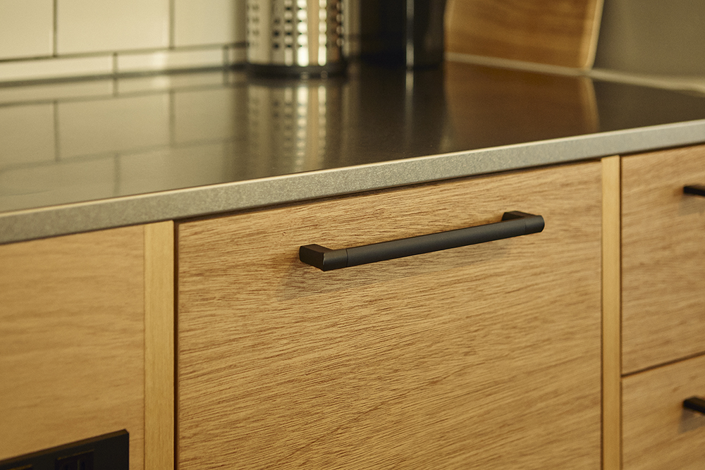 造作キッチンのあるLDKリノベーション｜家族がつながる家