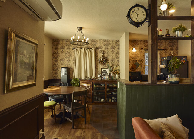 猫と3人で過ごす時間がとても好きで毎日のんびりとした時間を楽しんでいます。