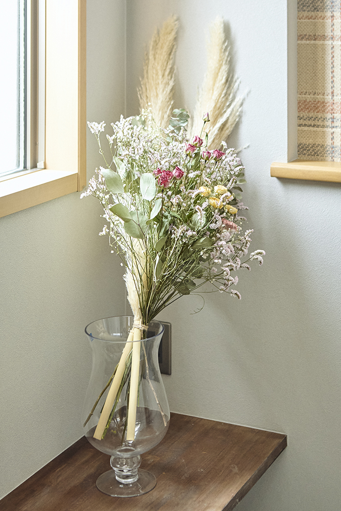 ステンレスと木の素材感が映える、愛犬と心地よく暮らすインダストリアルリノベ